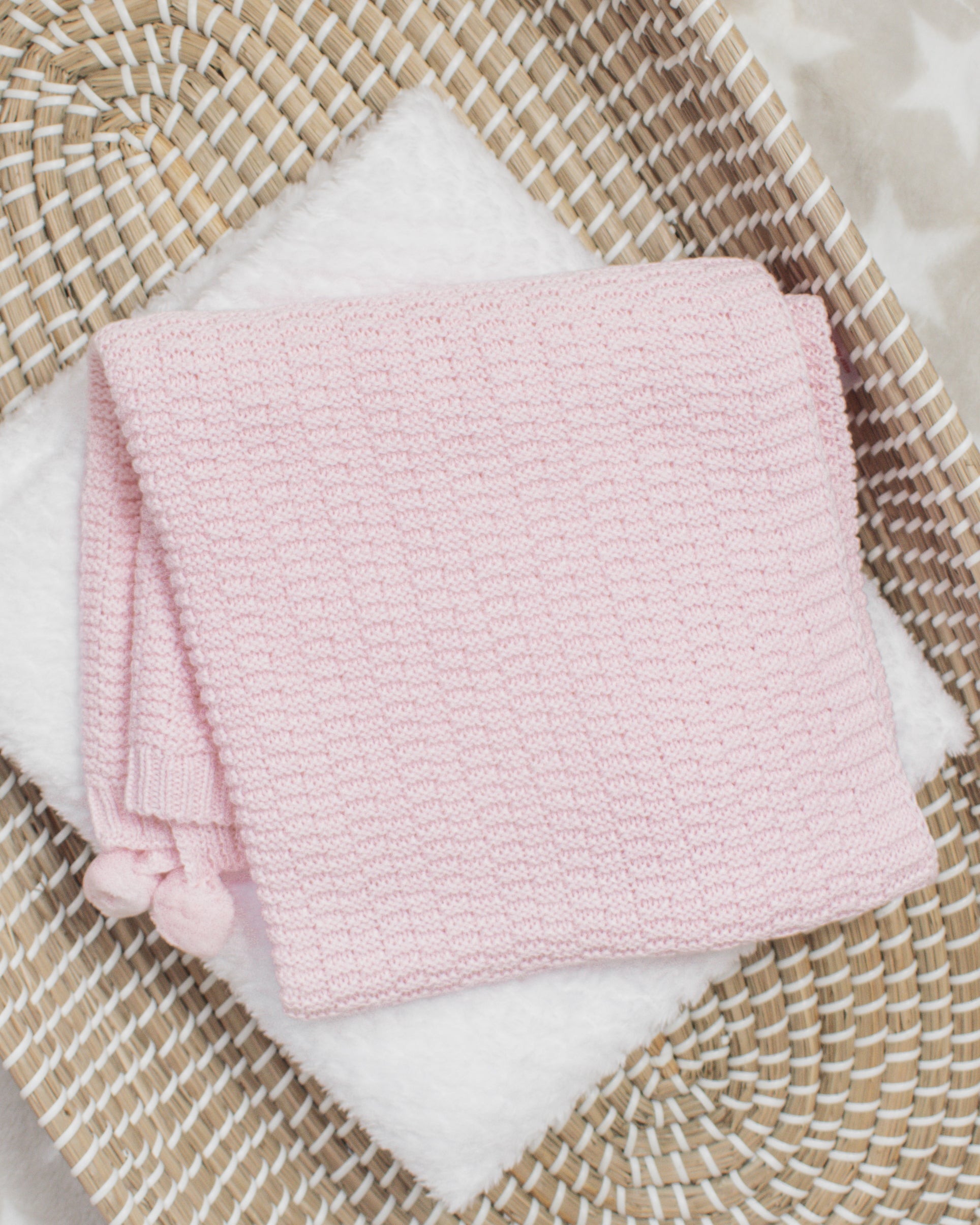 Light knit pom blanket - soft pink