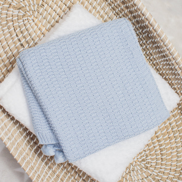 Light knit pom blanket - soft blue