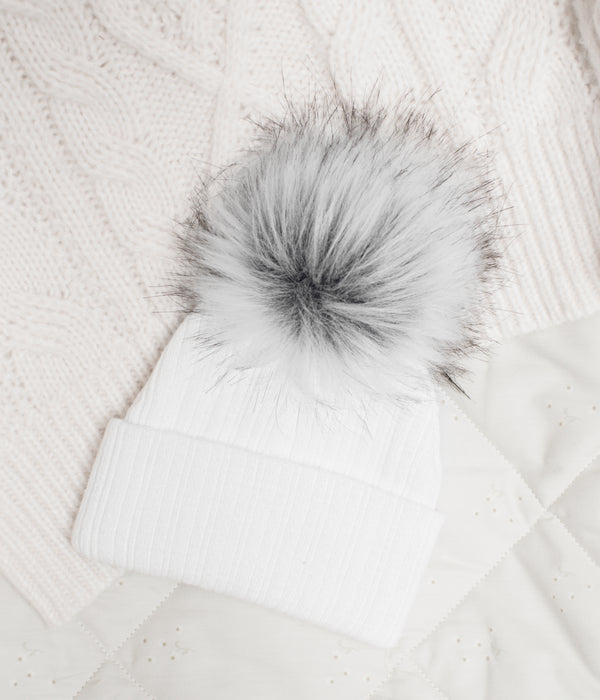 First sized ribbed pom hat - white/grey