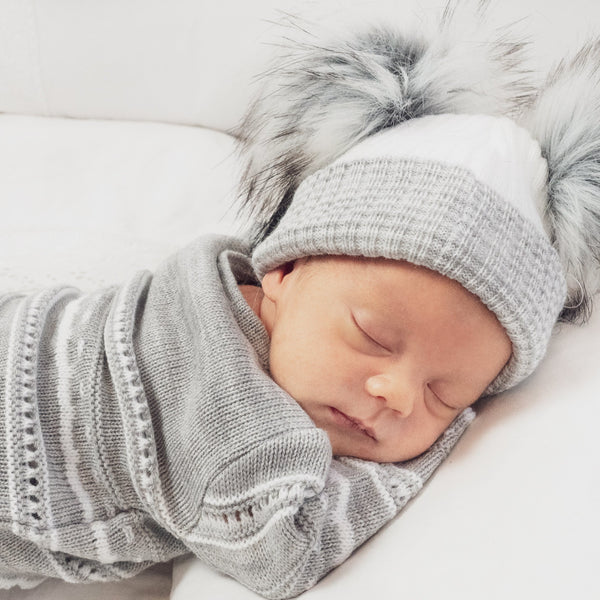 First size double pom hat - grey & white