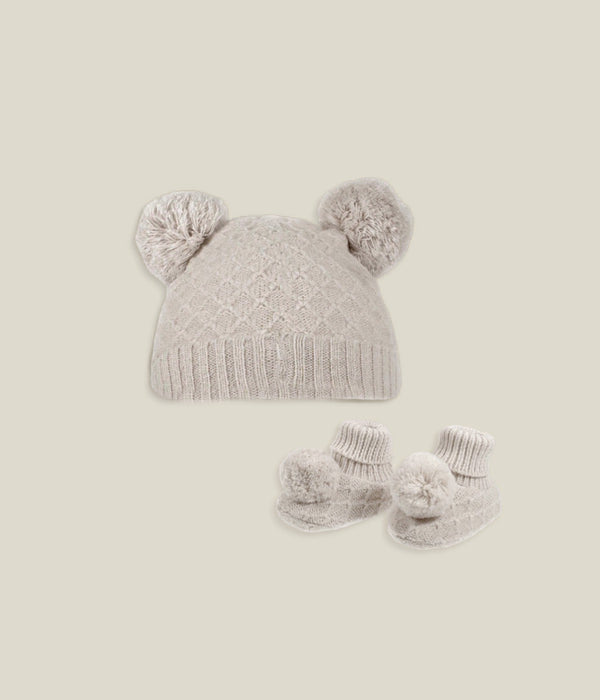 Knitted hat & bootie set - biscuit