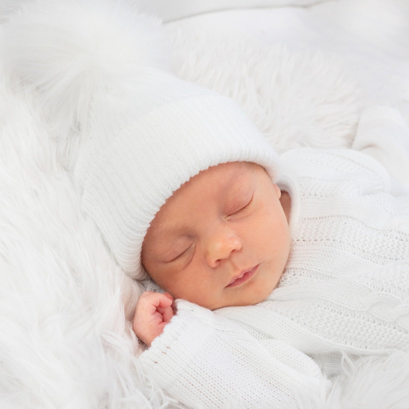 First Size Ribbed Pom Hat - White - BERRY & BLOSSOMS